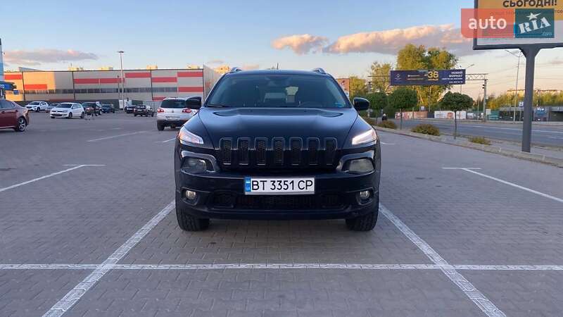 Jeep Cherokee (2016)