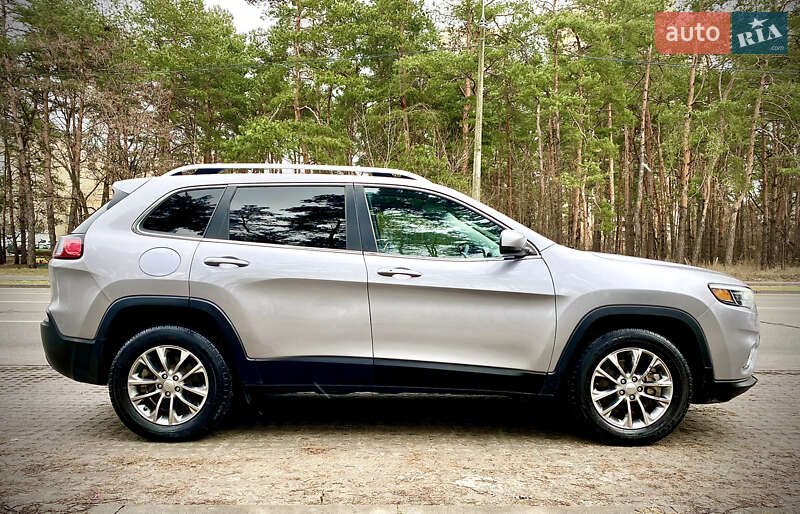Jeep Cherokee (2020)