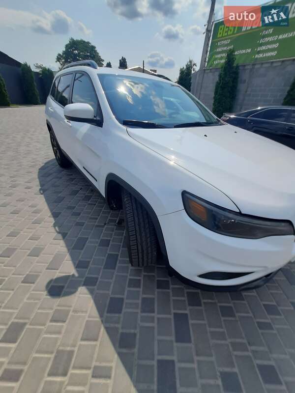 Jeep Cherokee (2020)