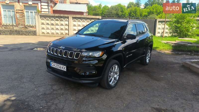 Jeep Compass (2023)