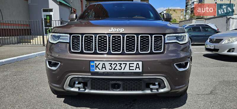 Jeep Grand cherokee (2021)
