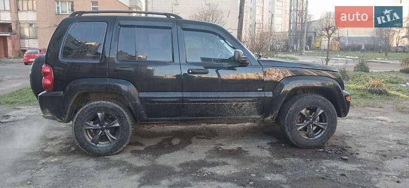 Jeep Cherokee (2001)