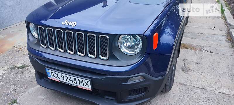 Jeep Renegade (2016)