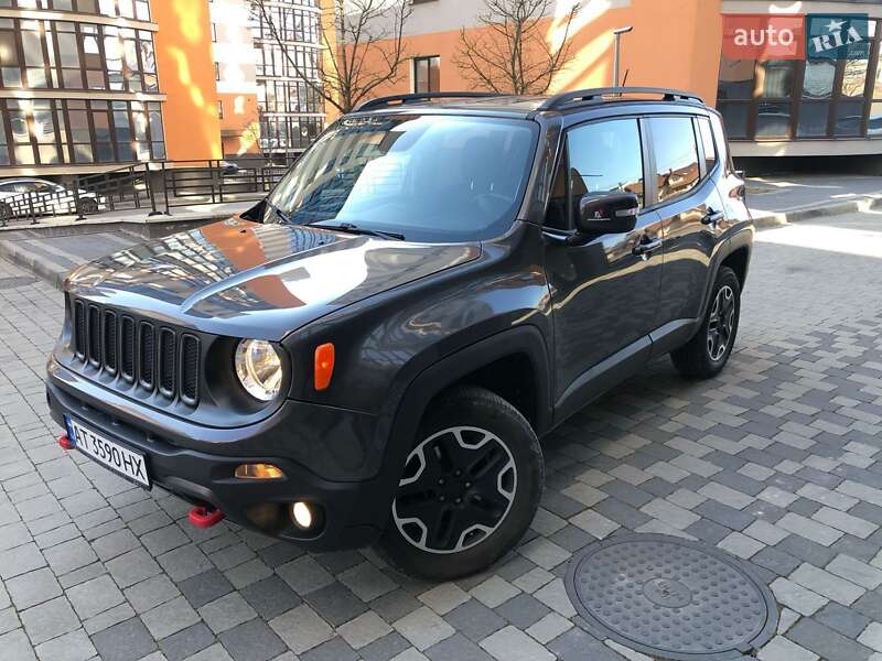 Jeep Renegade (2016)
