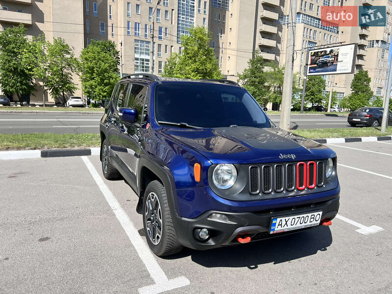 Jeep Renegade (2016)