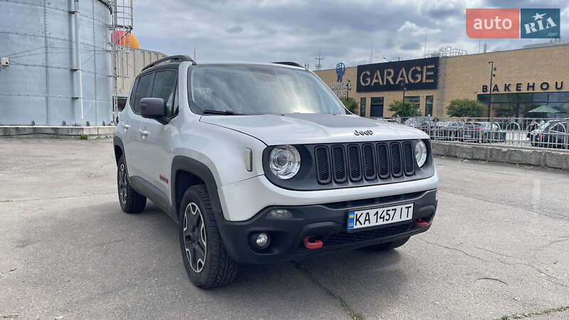 Jeep Renegade (2015)