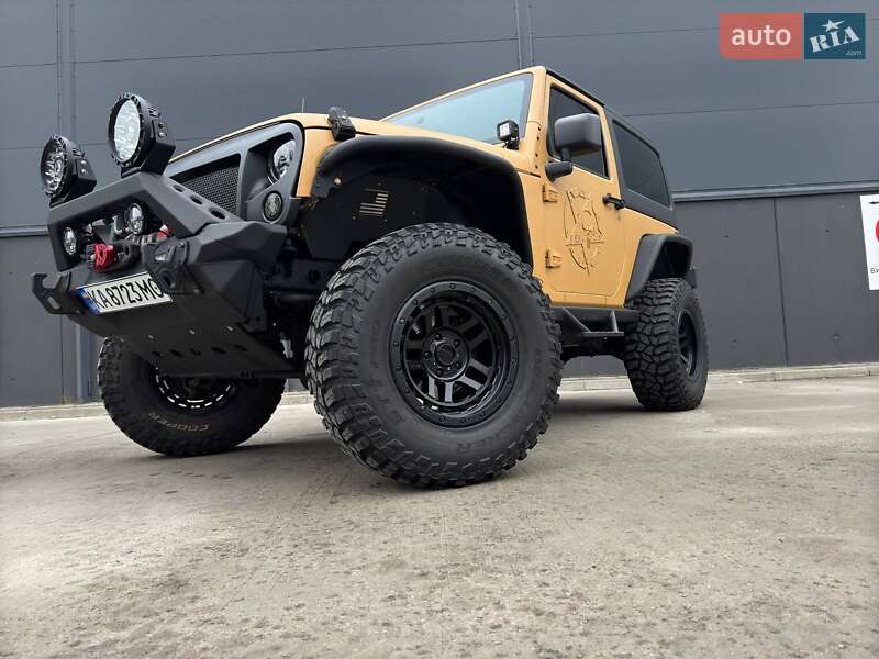 Jeep Wrangler (2012)