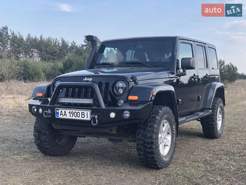 Jeep Wrangler (2015)