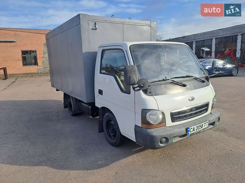 Kia Bongo (2002)