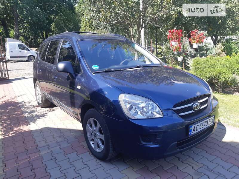 Kia Carens (2007)