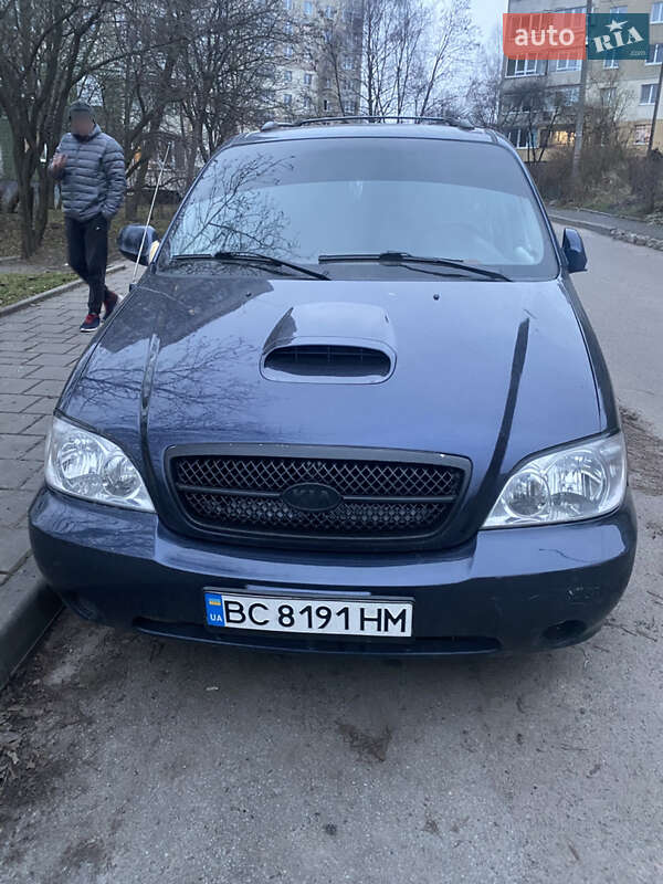 Kia Carnival (2006)