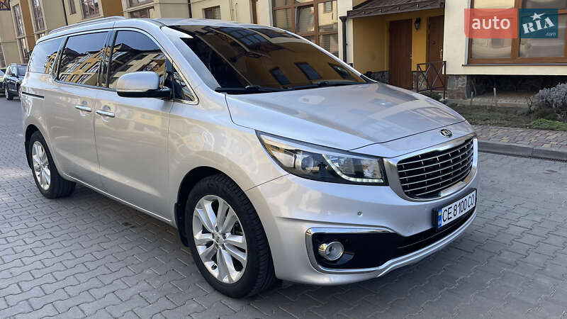 Kia Carnival (2016)