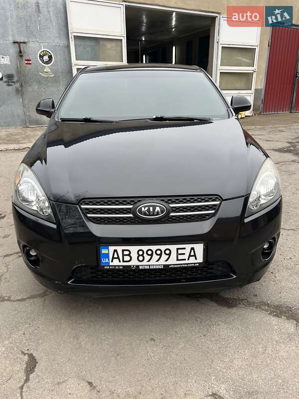 Kia Ceed (2008)