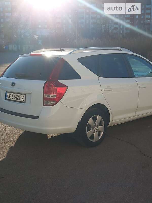 Kia Ceed (2012)