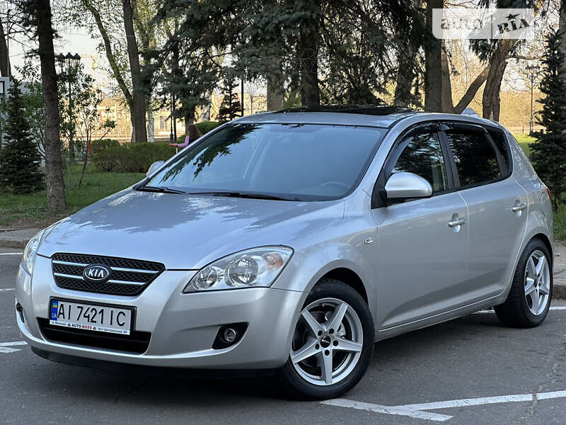 Kia Ceed (2007)