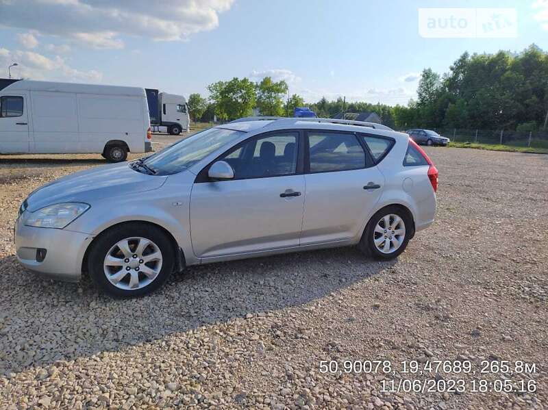 Kia Ceed (2008)