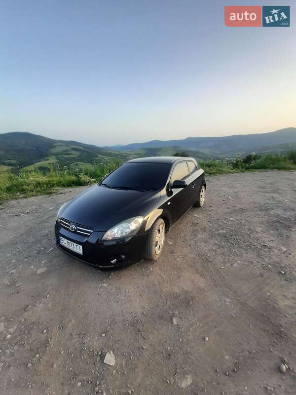 Kia Ceed (2009)