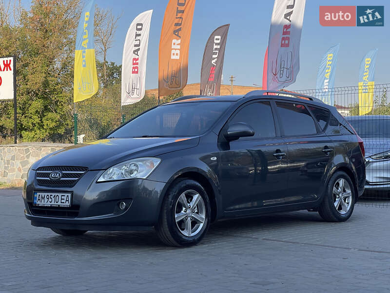 Kia Ceed (2008)