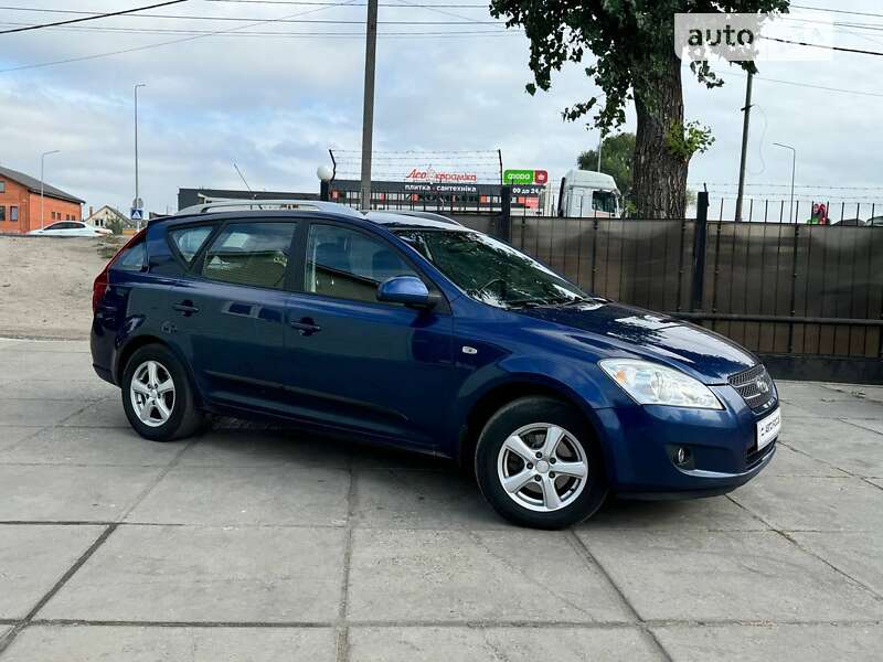 Kia Ceed (2007)