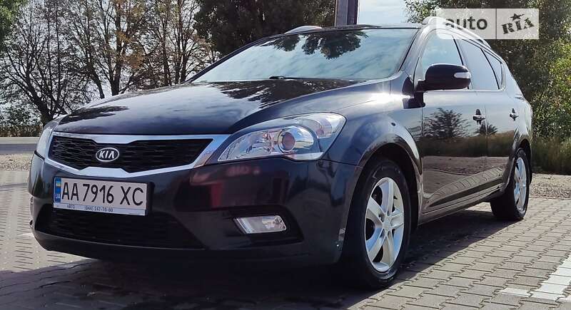 Kia Cee'd (2012)