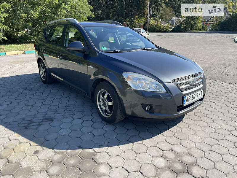 Kia Ceed (2007)