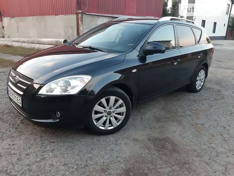 Kia Cee'd (2008)