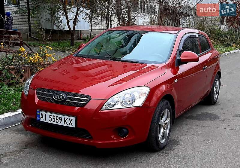 Kia Ceed (2008)