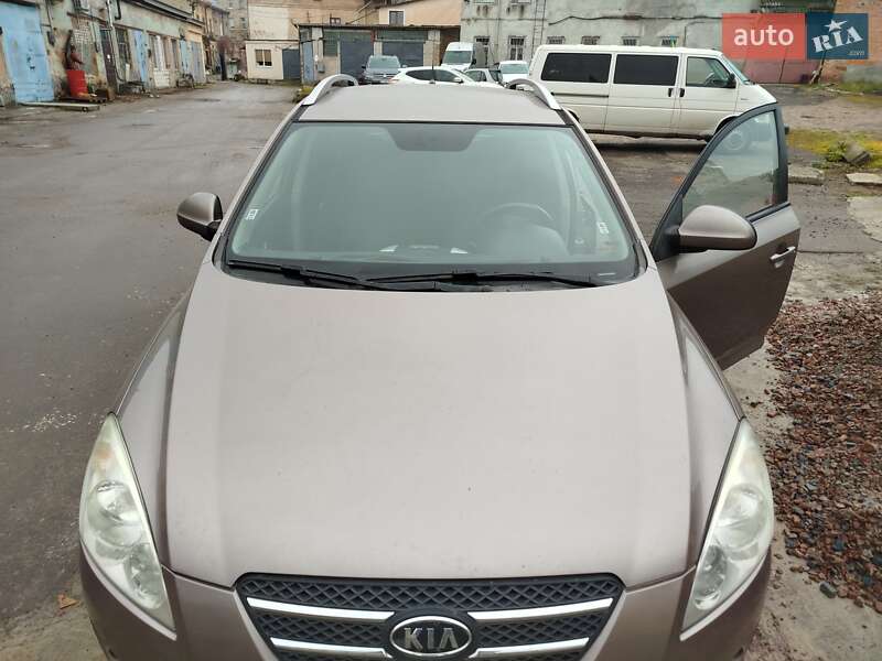Kia Ceed (2007)