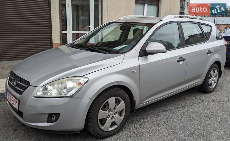 Kia Ceed (2008)