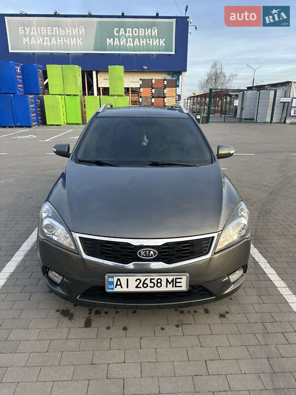 Kia Ceed (2011)