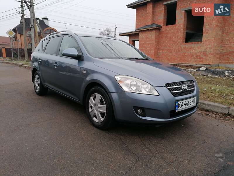 Kia Ceed (2008)