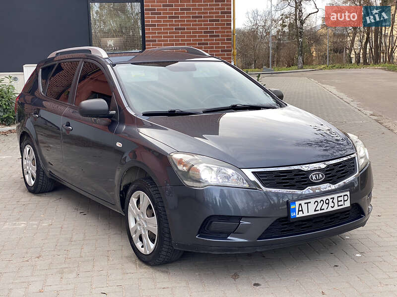 Kia Ceed (2009)