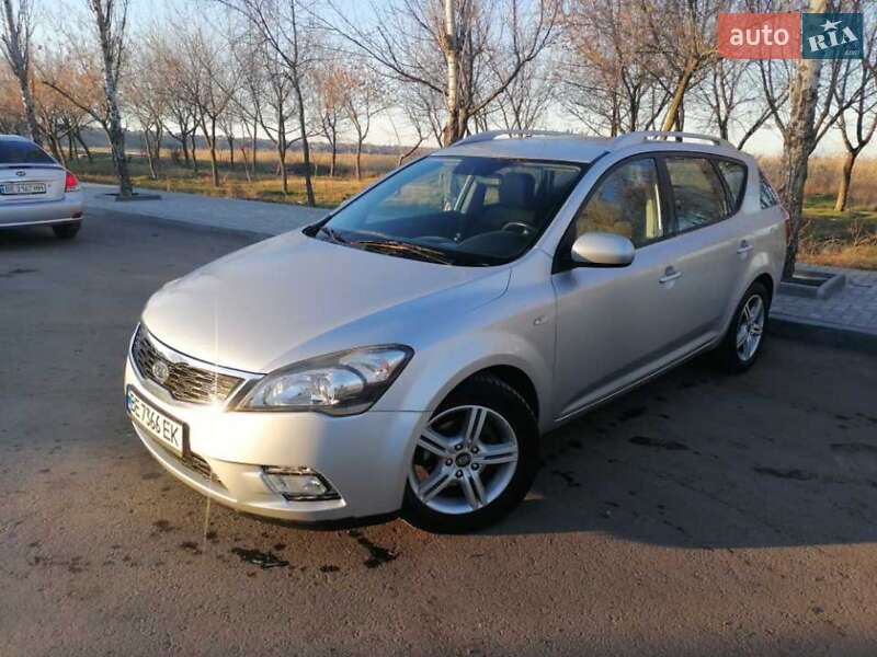 Kia Ceed (2010)