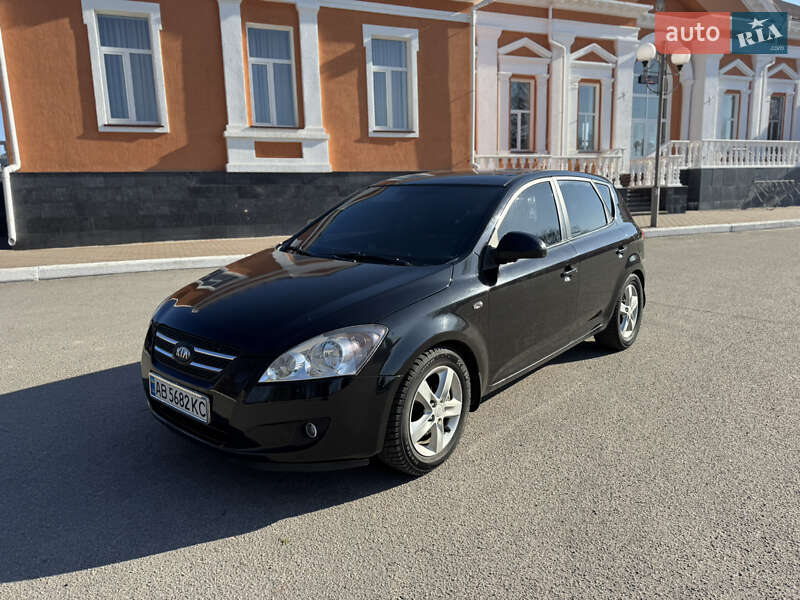 Kia Ceed (2007)