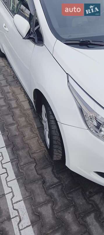 Kia Ceed (2013)