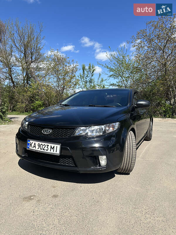 Kia Cerato koup (2011)