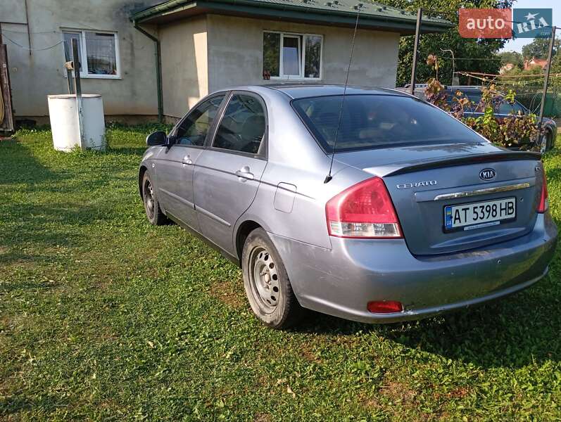 Kia Cerato (2009)