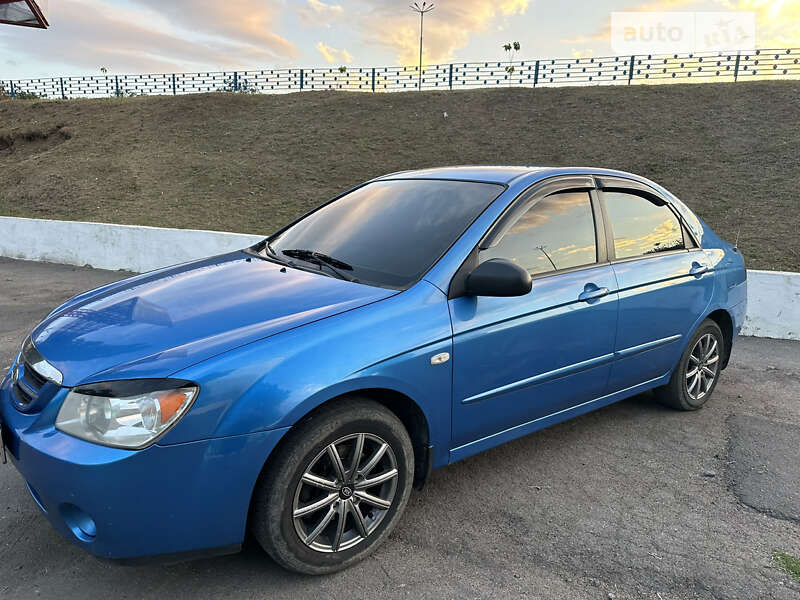 Kia Cerato (2006)