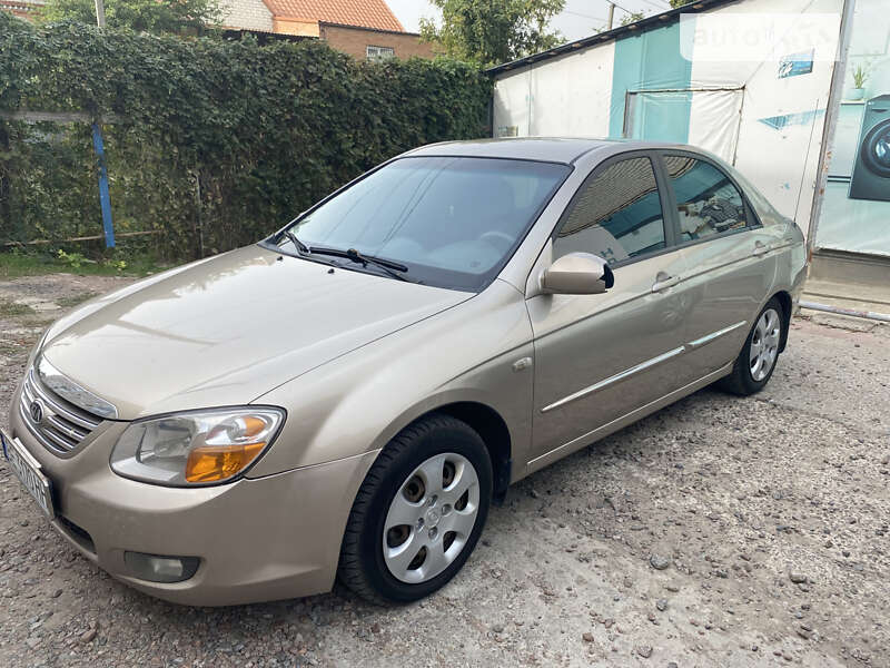 Kia Cerato (2006)