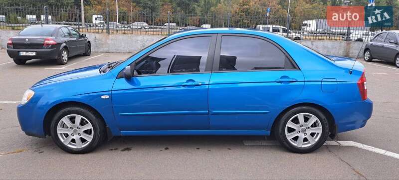 Kia Cerato (2006)