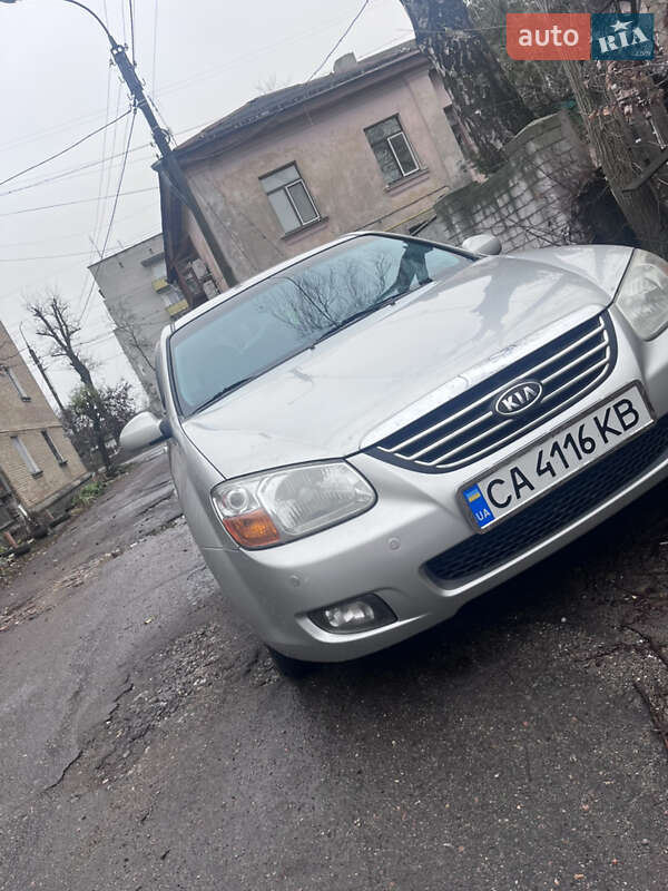 Kia Cerato (2008)