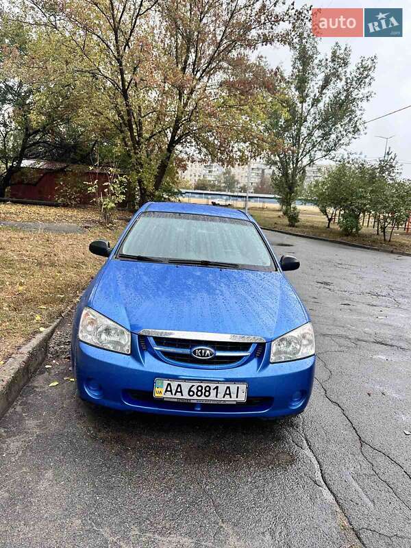 Kia Cerato (2006)