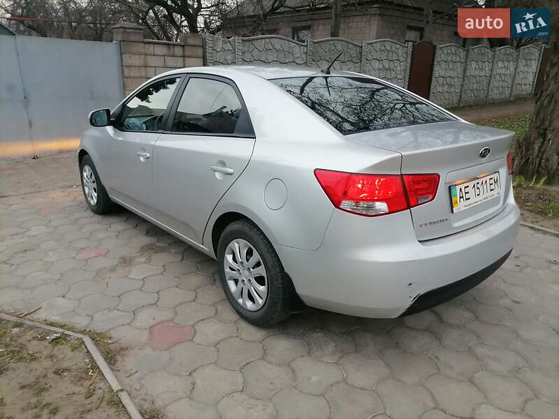Kia Cerato (2010)