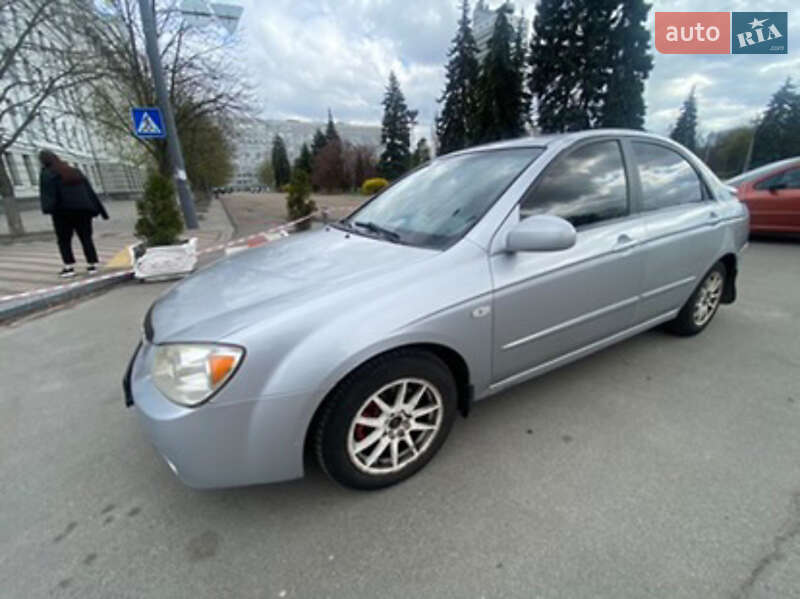 Kia Cerato (2006)