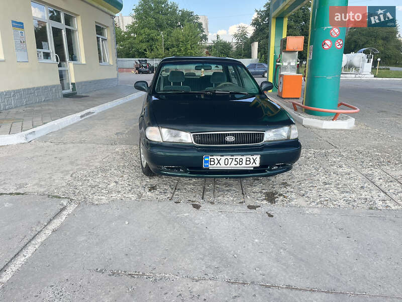Kia Clarus (1996)