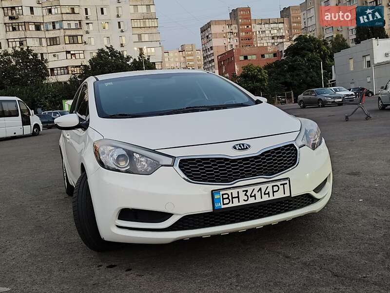 Kia Forte (2016)
