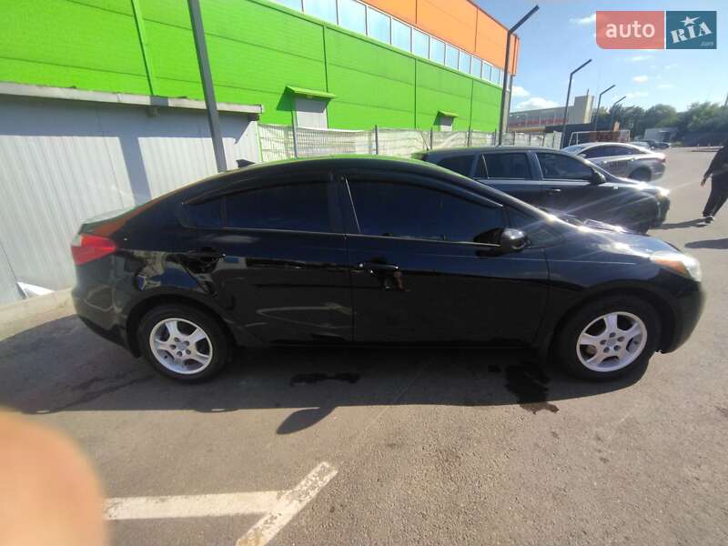 Kia Forte (2014)