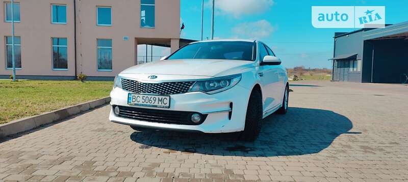 Kia K5 (2016)