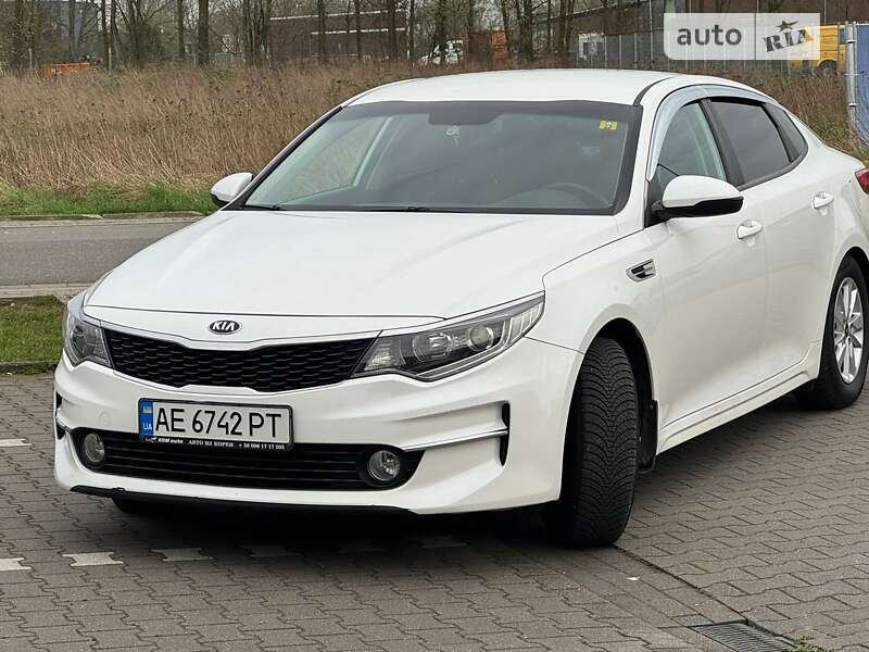 Kia K5 (2017)