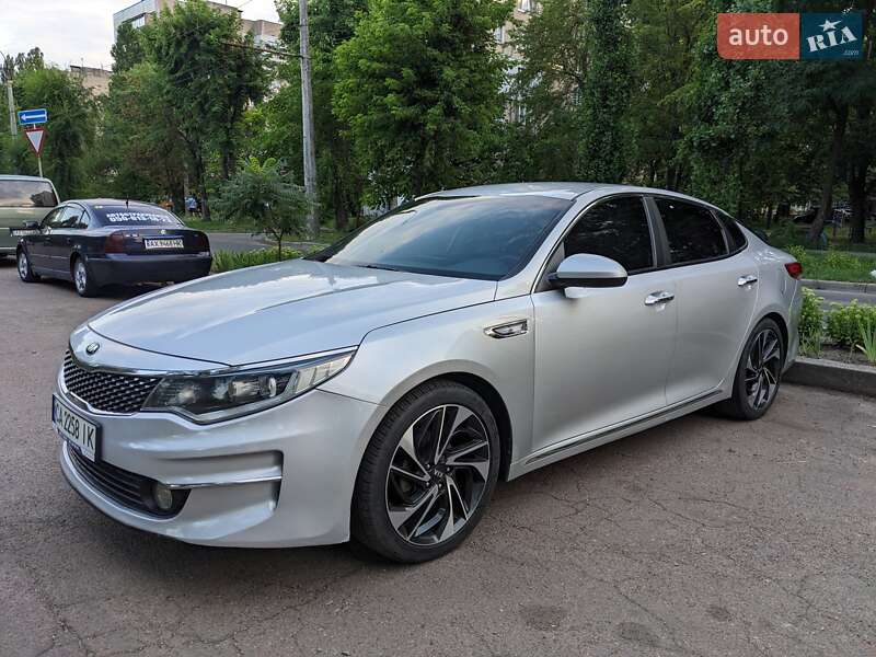 Kia K5 (2016)